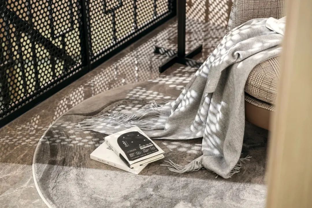 首创经中x赛拉维：闲逸如室间，隐于品质与优雅