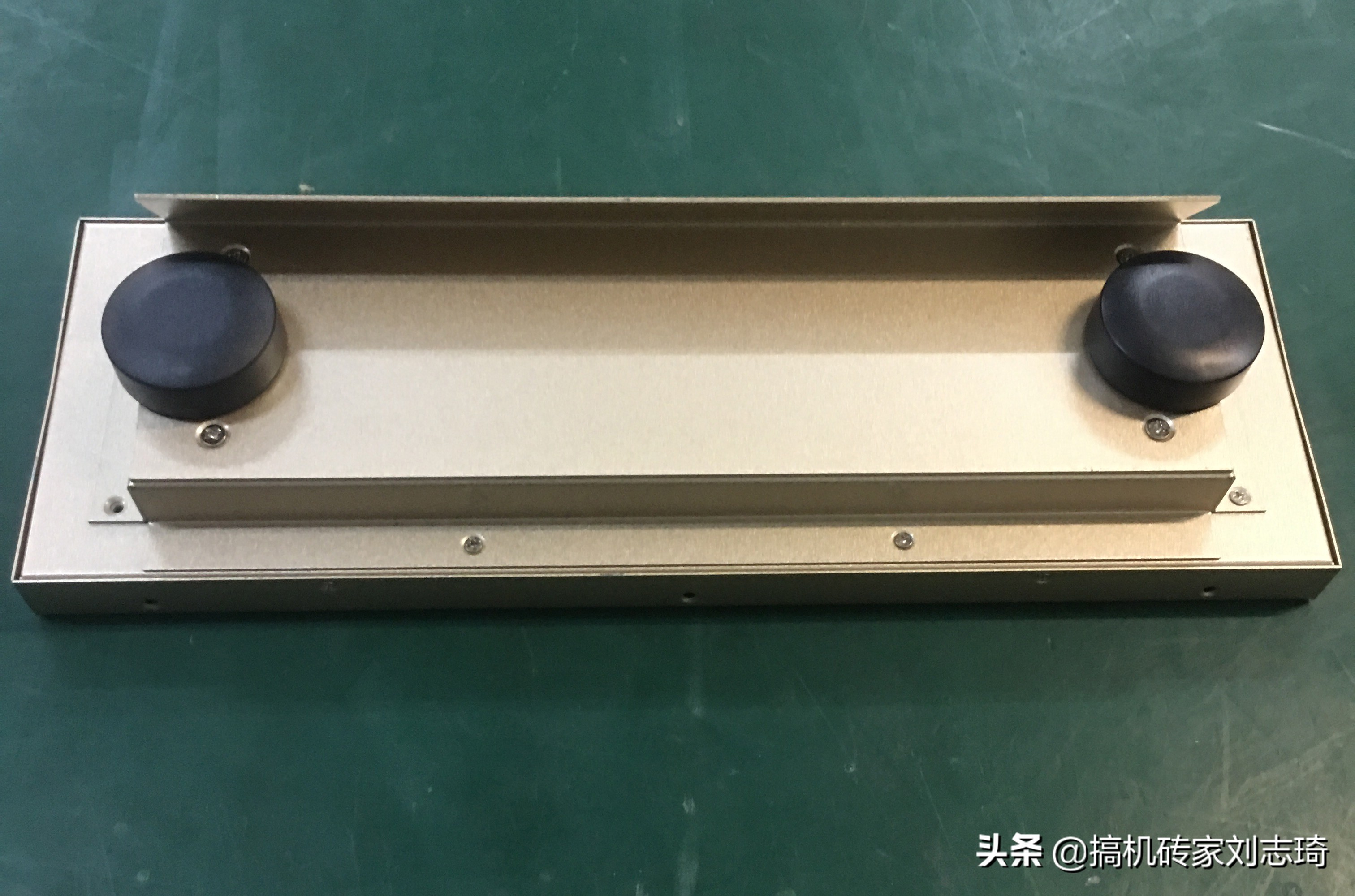 智能条形屏广告机,专业条形屏广告机定做