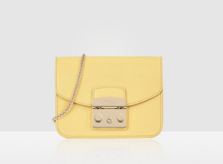 2000以内性价比包包,2000块能买什么包包