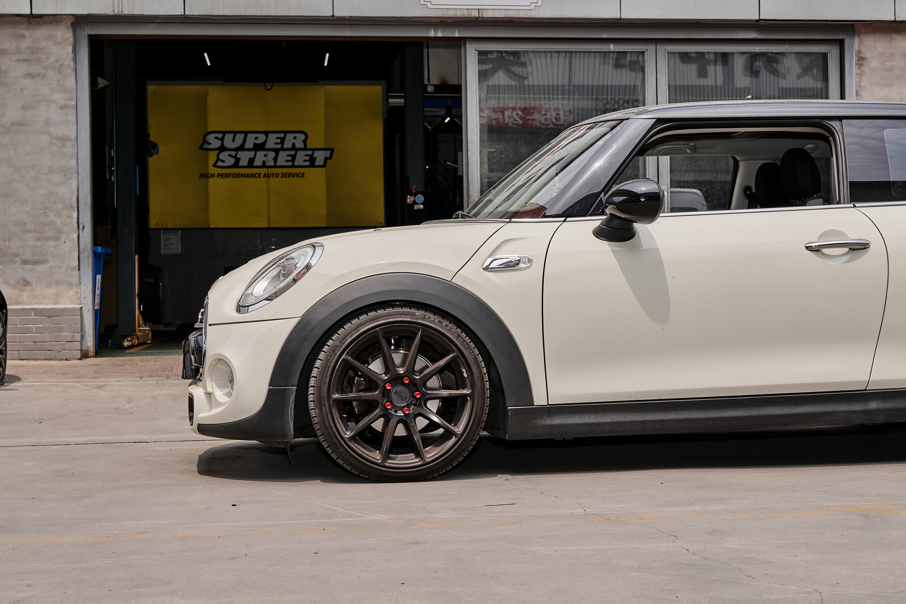 minicooperf56改装避震,享受驾驶乐趣