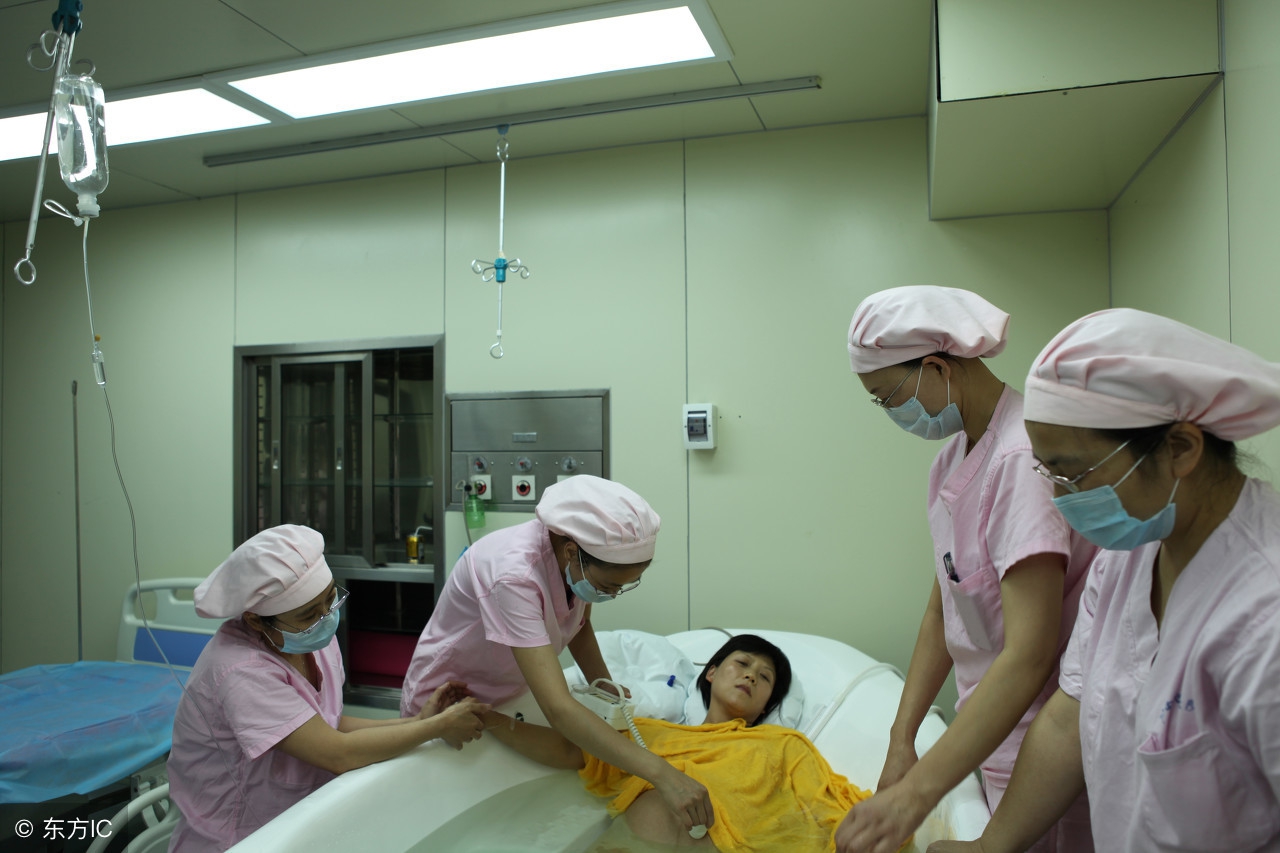 三胎分娩前的征兆都有哪些,孕妇分娩前有什么征兆