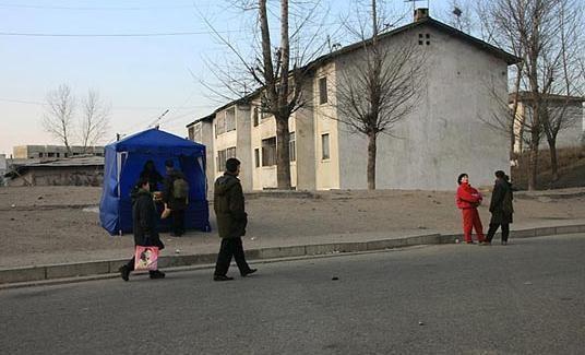 朝鲜人每月能挣多少钱,朝鲜人一个月赚多少钱