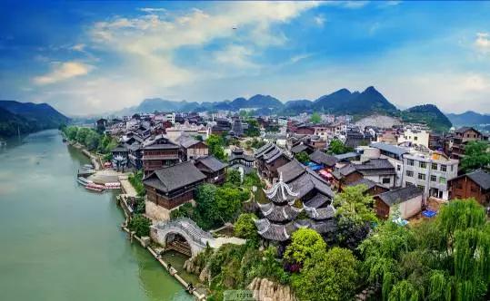 贵州凯里千户苗寨一人一日游,贵州游记之凯里西江千户苗寨