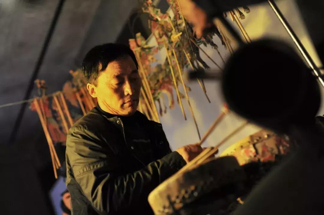 他跟5个西北爷们同吃同睡2年，记录黄河边的绝唱，口碑爆棚