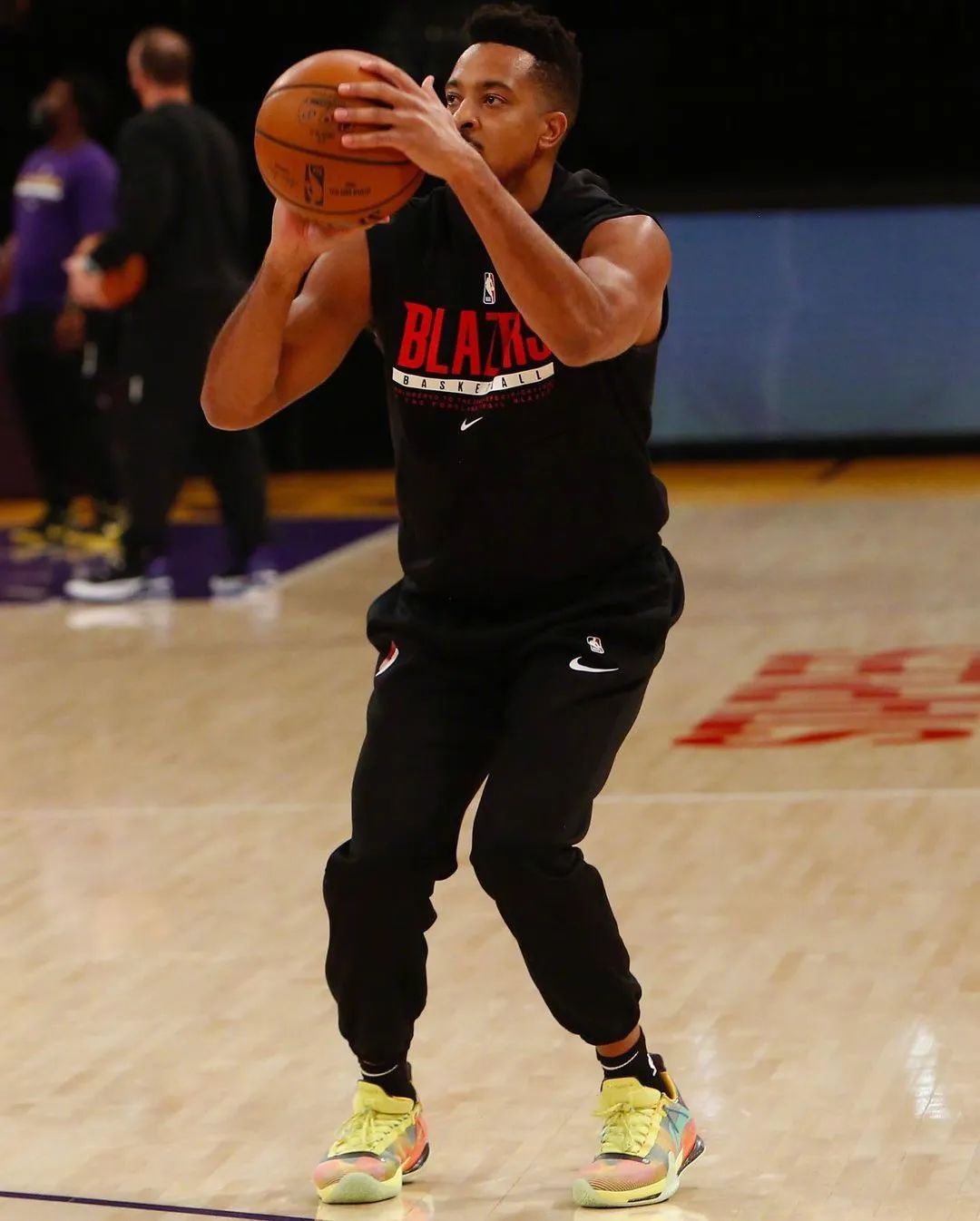 乔丹神奇变向,乔丹传奇回放