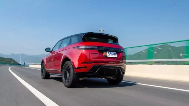 试驾牛车视频,新款路虎揽胜极光底盘解析