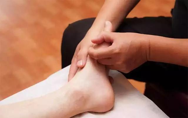 邓超日常被娘娘吐槽,邓超吐槽娘娘短发