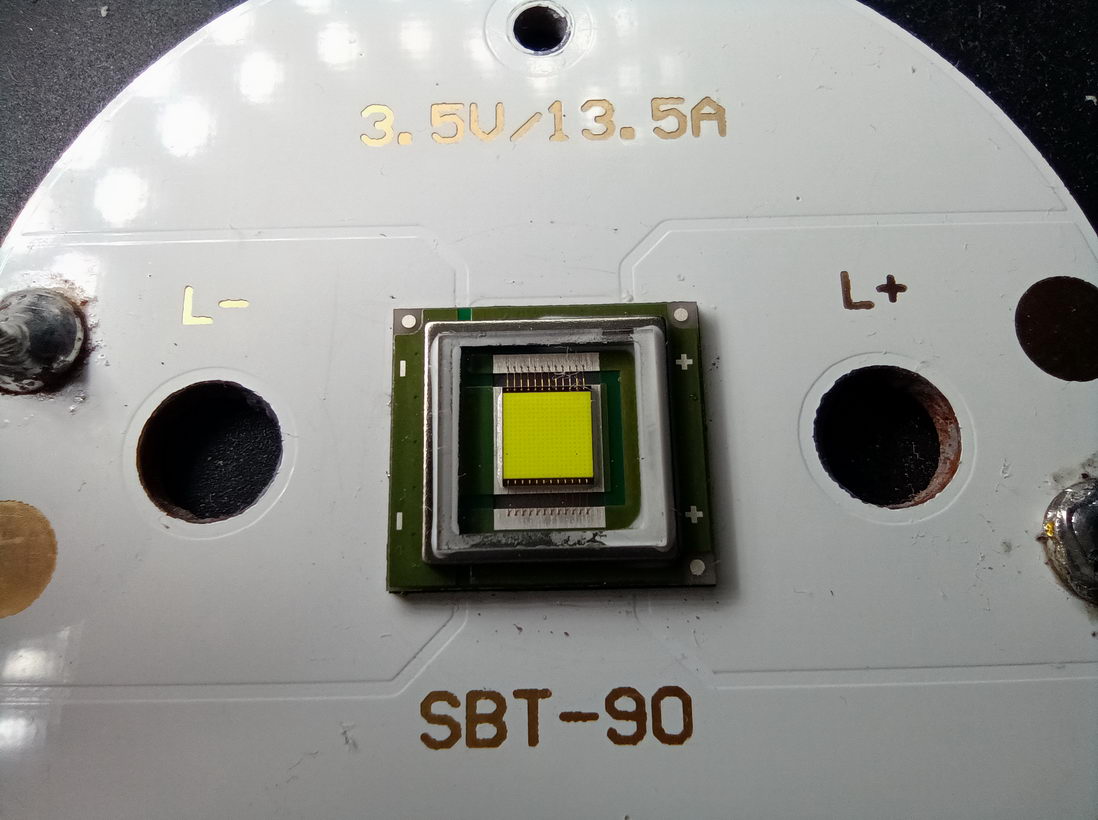 性能怪兽7500流明超级远射雷鸣兔SD90评测#科技快报#