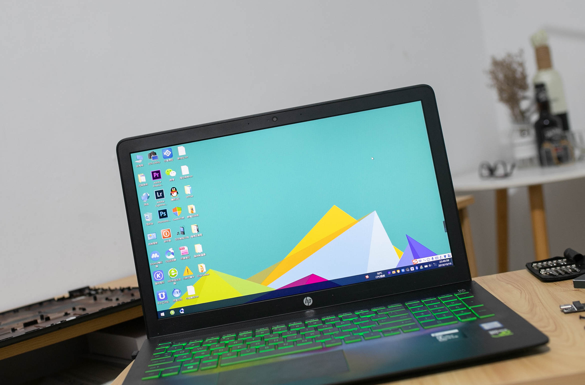 笔记本升级SSD硬盘,然后不想重装系统:我炸天帮黄小贝说可以