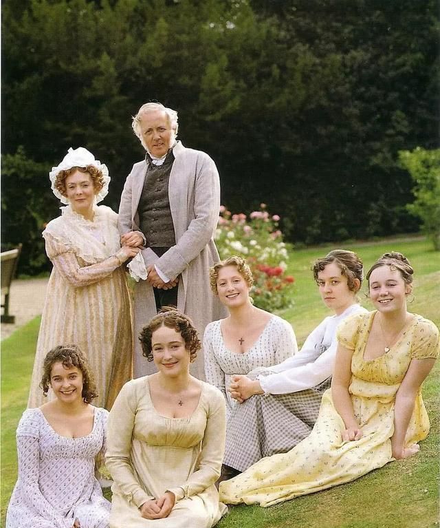 英国15-20世纪大变化女性服装,中世纪绝美服装