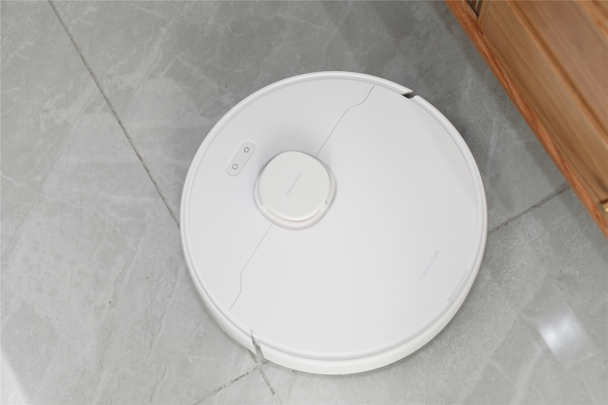 扫地机器人无基站好用吗,扫地机器人无遥控