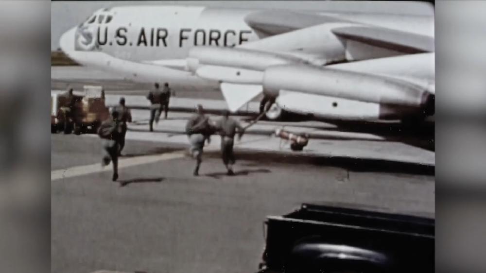 b52轰炸机坠落的视频,b52轰炸机坠毁讲解