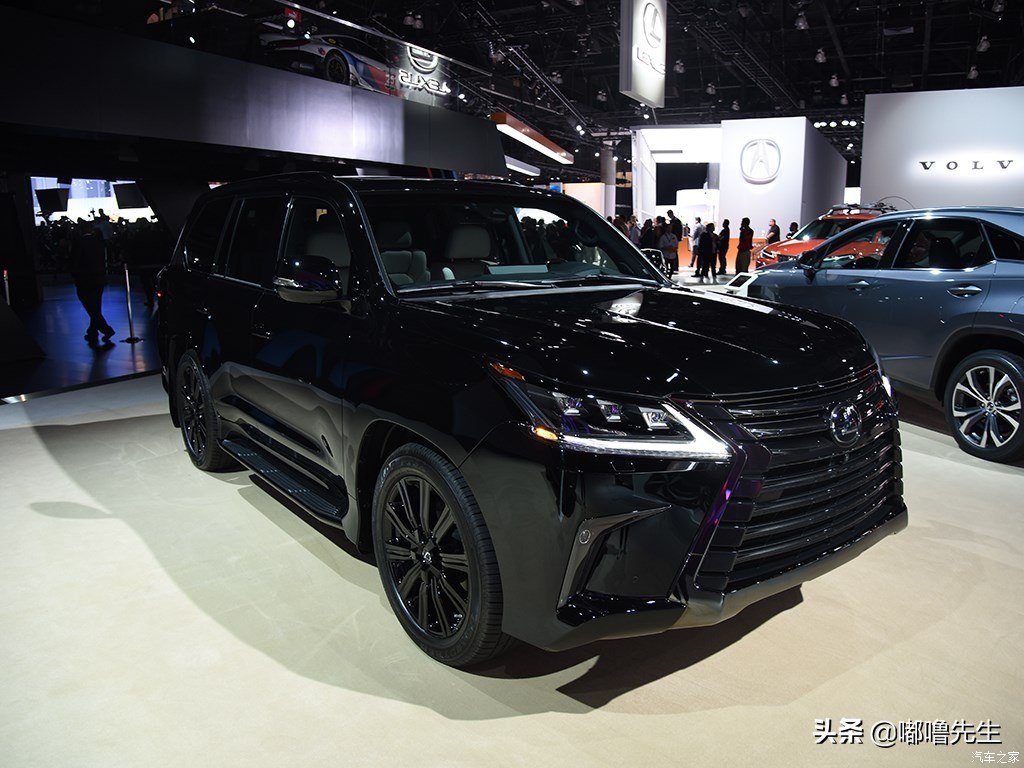 军绿色雷克萨斯lx570最顶配,雷克萨斯lx570坦克掉头沙漠