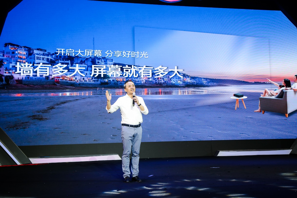 爱普生激光投影技术,爱普生推出八款商教投影机新品