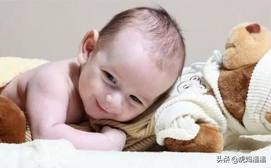 孩子摸*处私**、夹腿、蹭被子，这些小细节千万别忽视