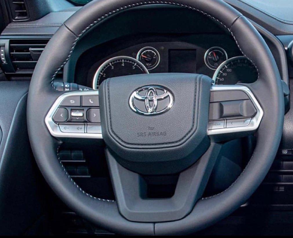 兰德酷路泽普通版,2020年兰德酷路泽五座丐版