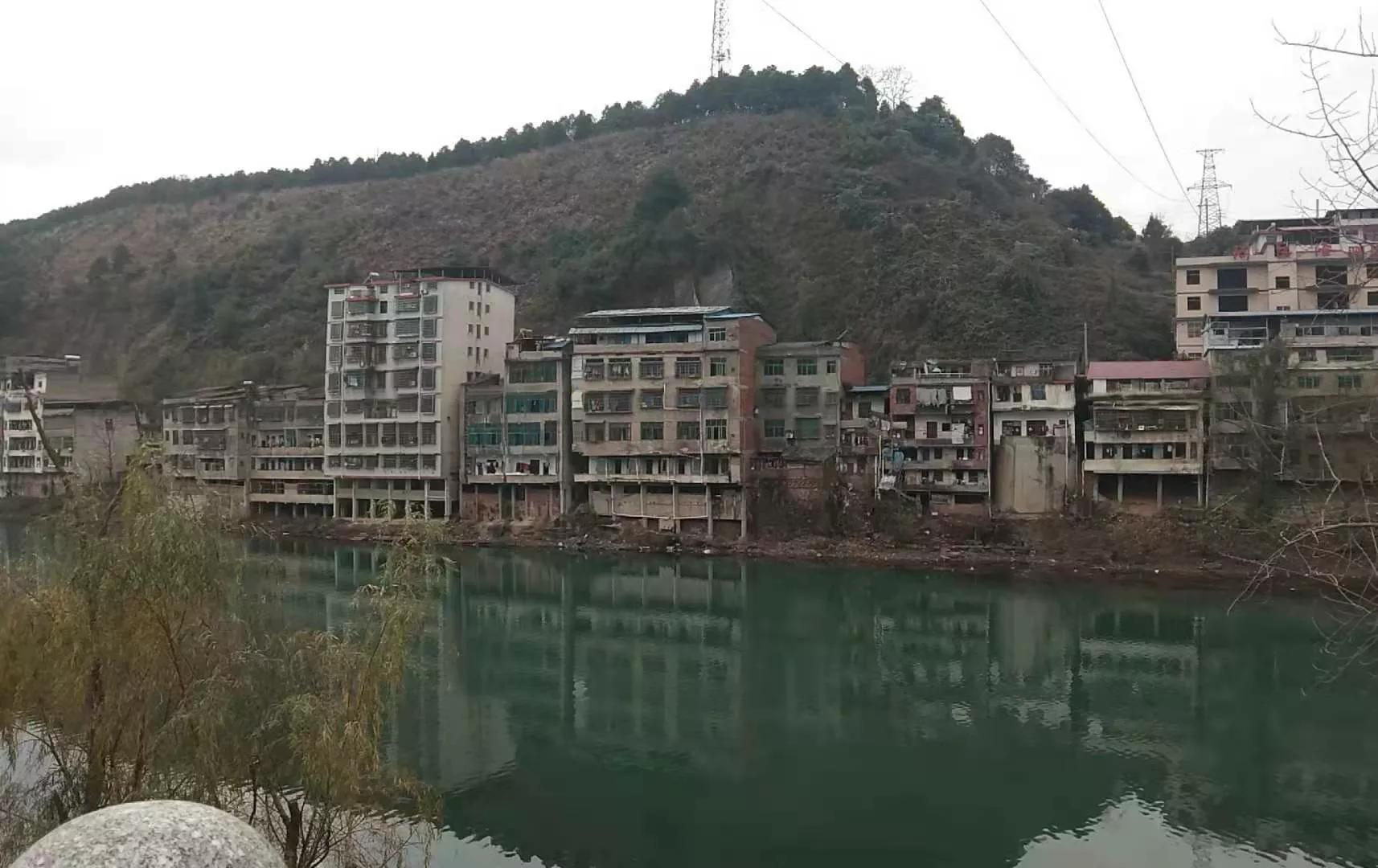 芙夷河在哪里,芙夷读音