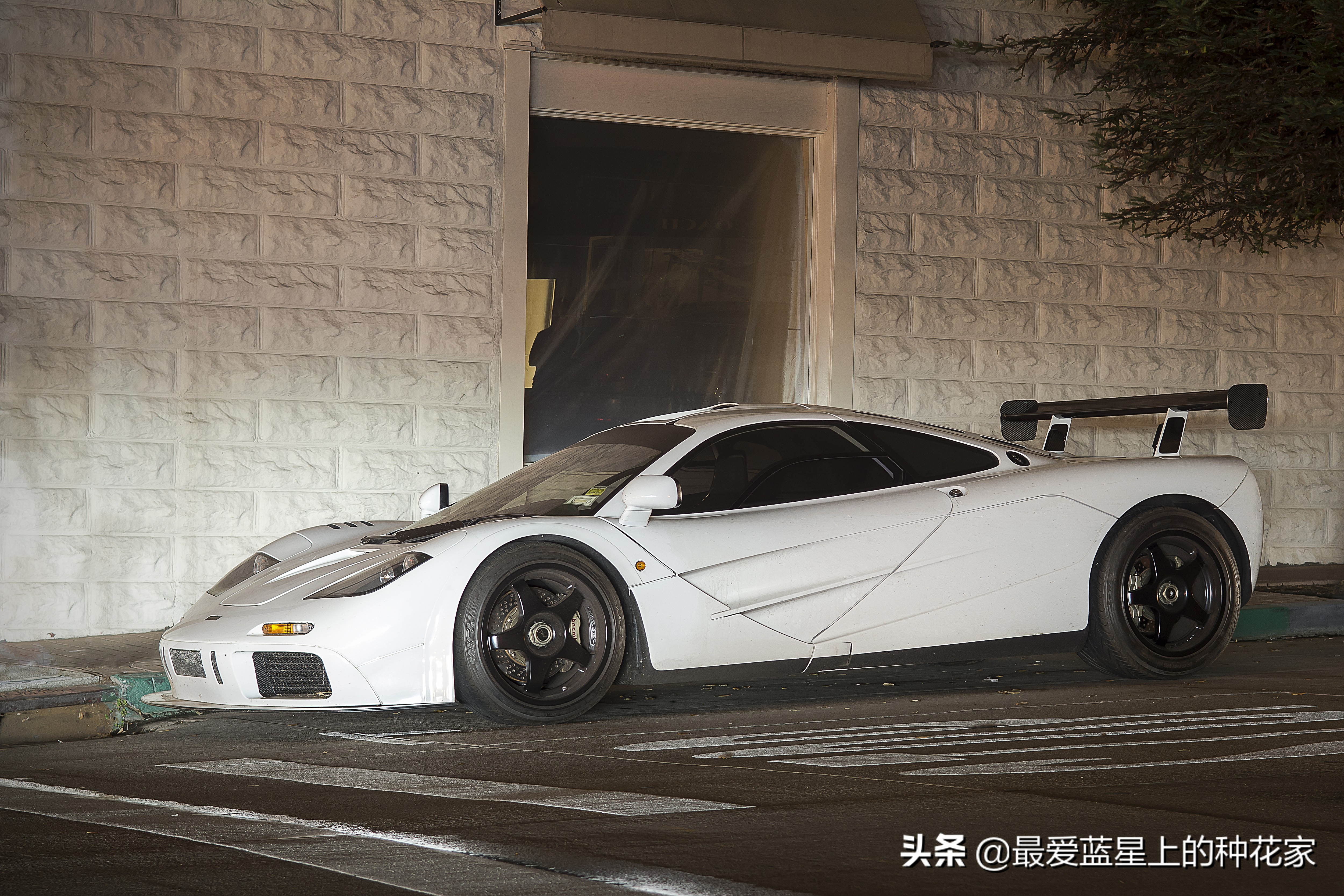 迈凯伦f1超跑多少钱,90年代的顶级超跑