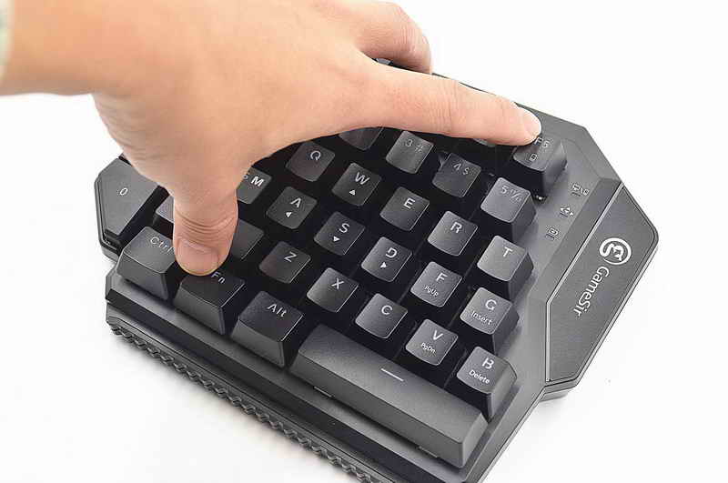 鐩栦笘灏忛浮鎺屾満鐜╁湴骞崇嚎,灏忛浮鏈烘閿洏璇勬祴