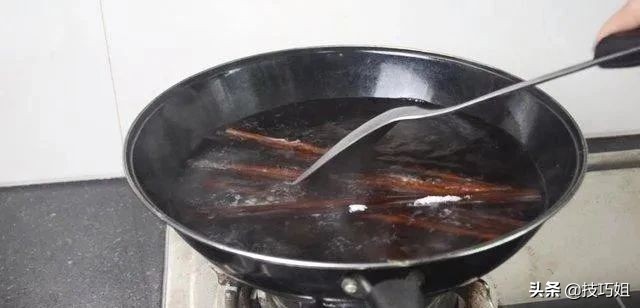 筷子发霉别乱扔简单处理一下,筷子发霉教你如何彻底清洗