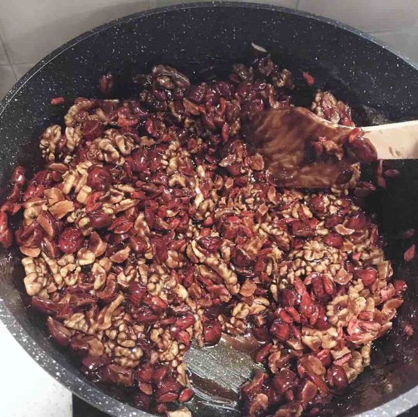 黑芝麻燕窝核桃黑豆桑葚粉,黑芝麻和燕窝一起的功效与作用