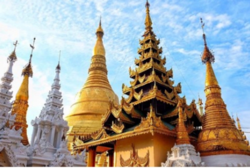 中国小伙去缅甸旅游：买一条特产皮带，回去看过标签后尴尬了