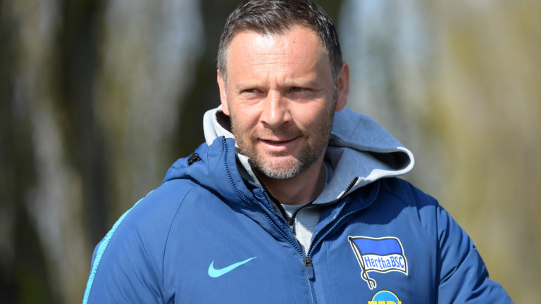 一年踢完半个联赛要换帅，德甲为何疯*操狂**作？“缺乏尊重”是关键