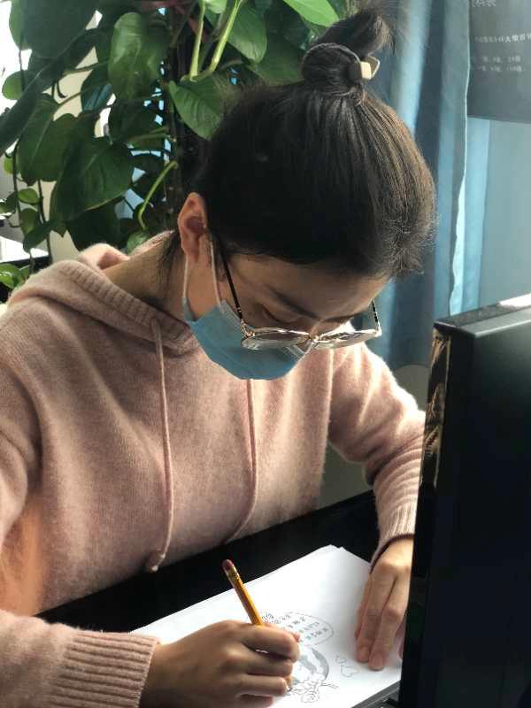 巾帼抗疫显担当铿锵玫瑰展本色,巾帼建功战疫情坚守初心绽芳华