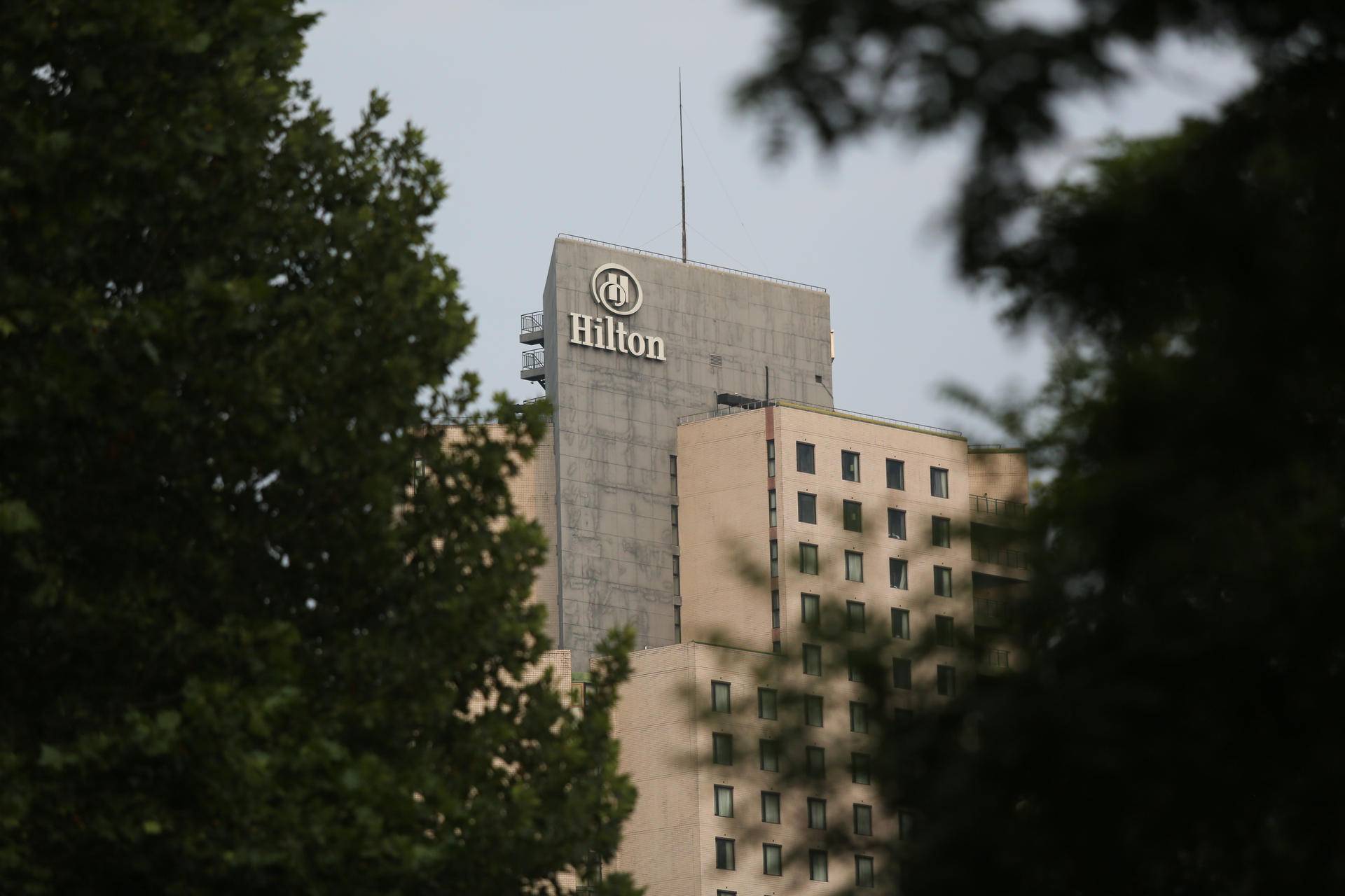 重庆希尔顿酒店摘星,希尔顿酒店被查处