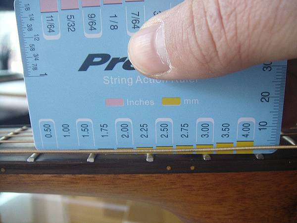 怎样调节吉他的手感至最佳状态