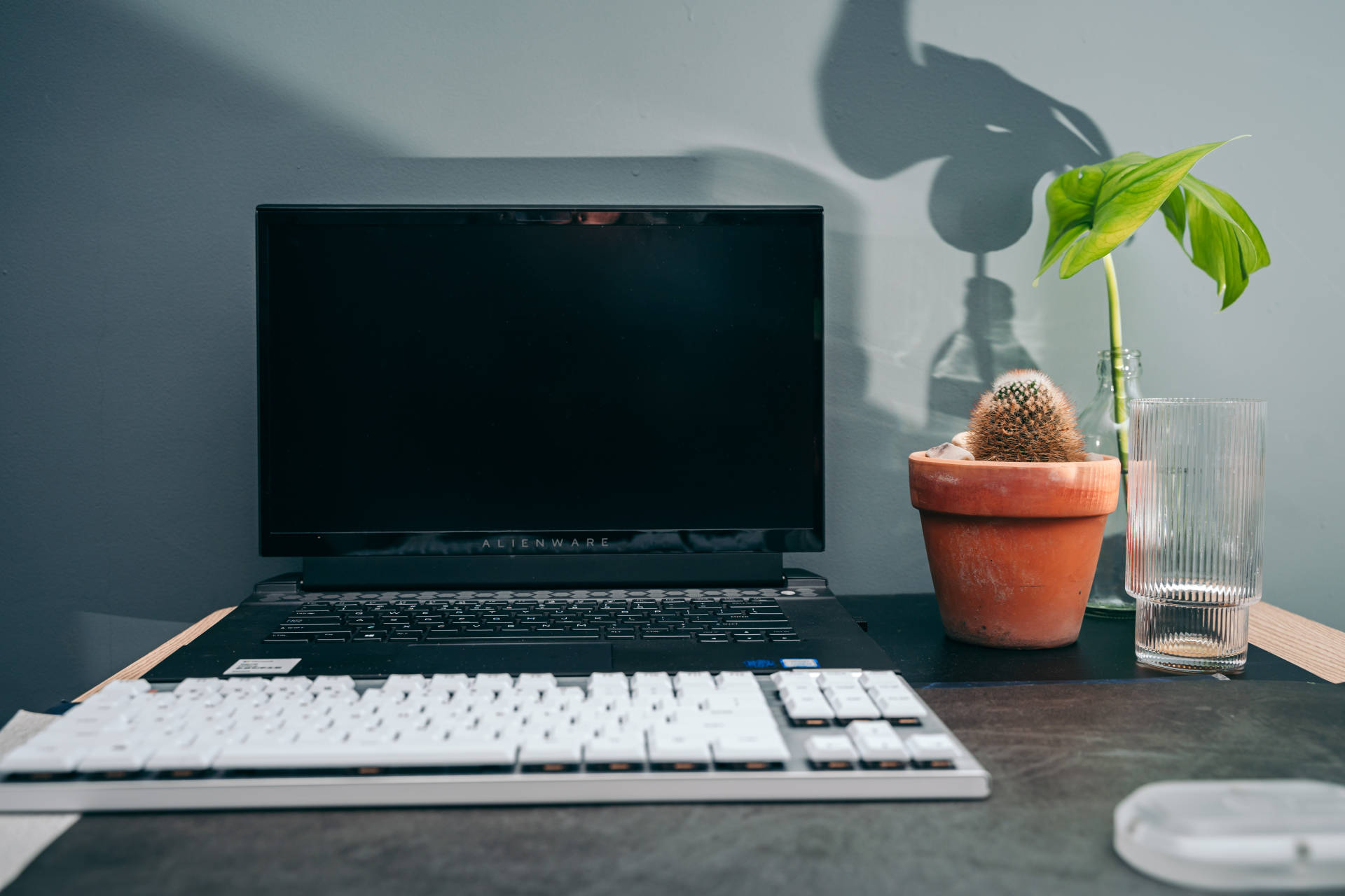 罗技g913tkl键盘轴能换吗,罗技g913tkl键盘是热插拔么