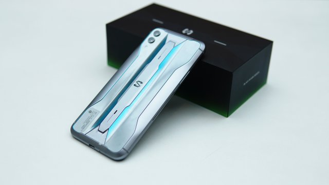 黑鲨游戏手机2pro新机多少元,黑鲨游戏手机2pro支持什么黑科技