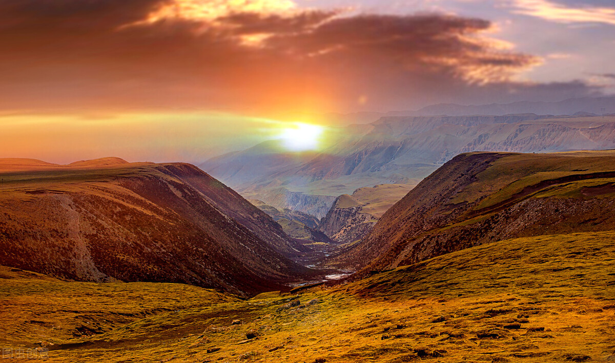 自驾青海沙漠旅游路线攻略,青海七彩丹霞自驾游攻略