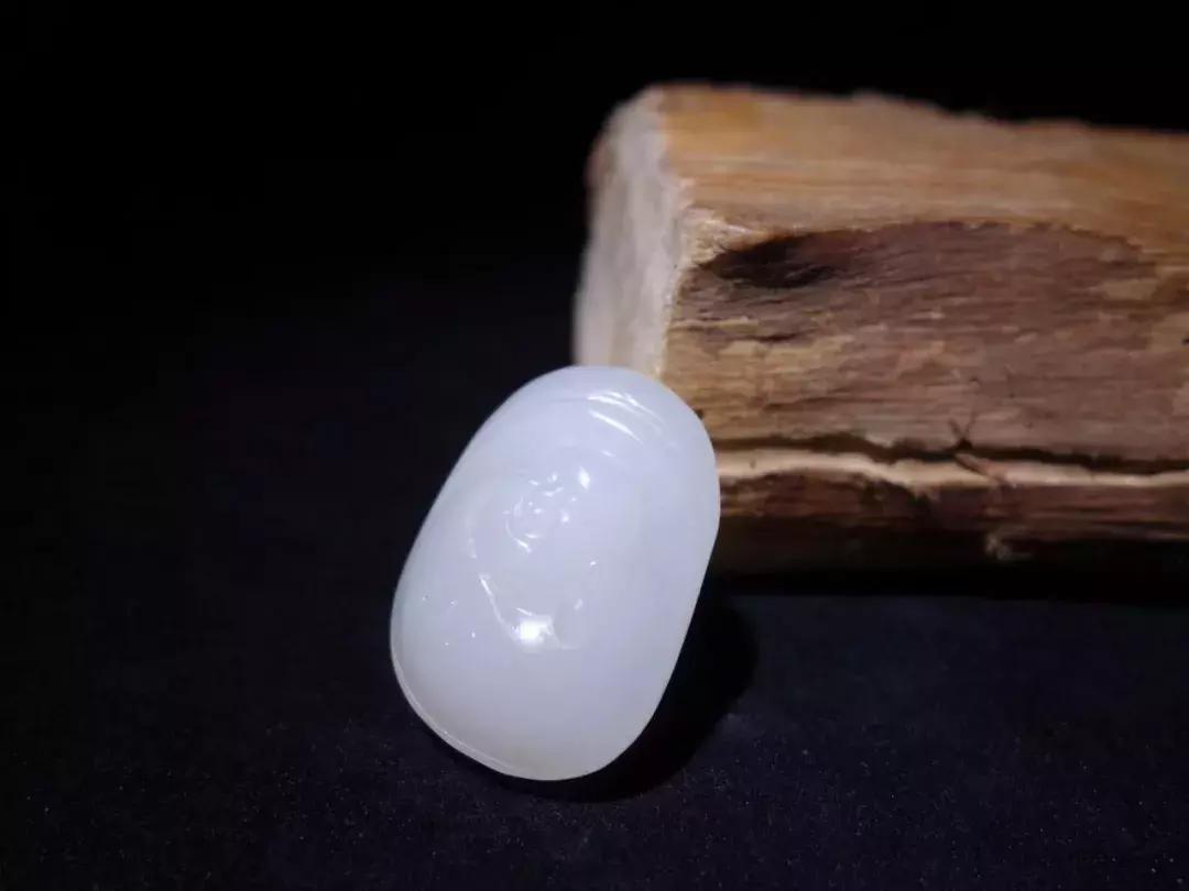 收藏和田玉最多的大师,和田玉收藏老白玉