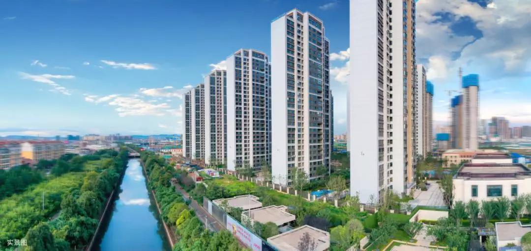 万科·翡翠|年度热盘,城央封面生活大赏