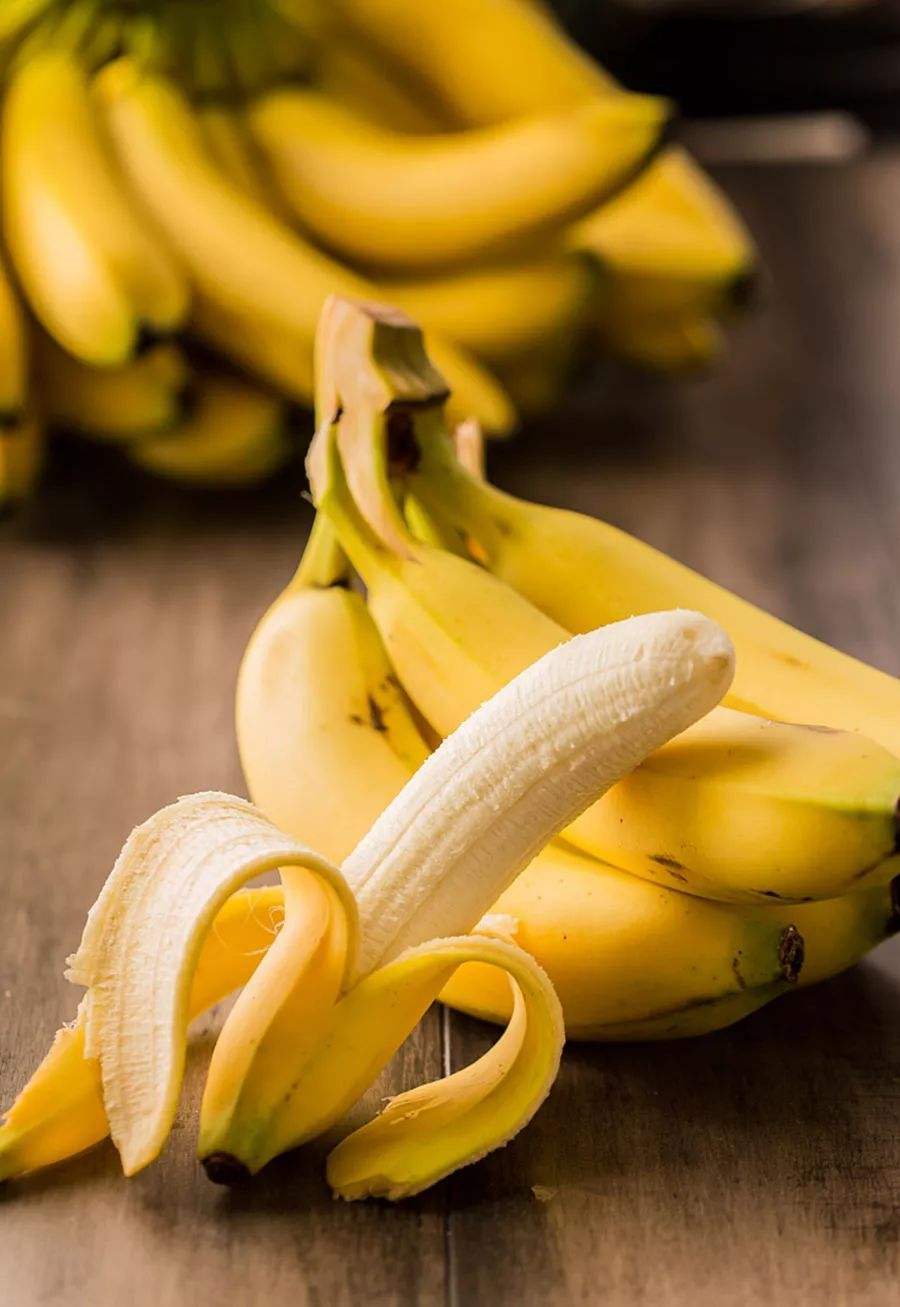 白色皮鞋脏了怎么打理更好,皮鞋脏了用什么方法洗最好