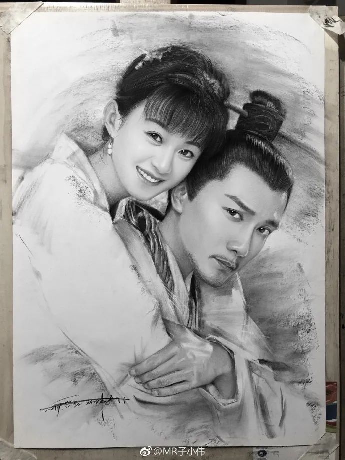 画一幅素描100万笔,胡歌、李现、迪丽热巴在他笔下全都画活了