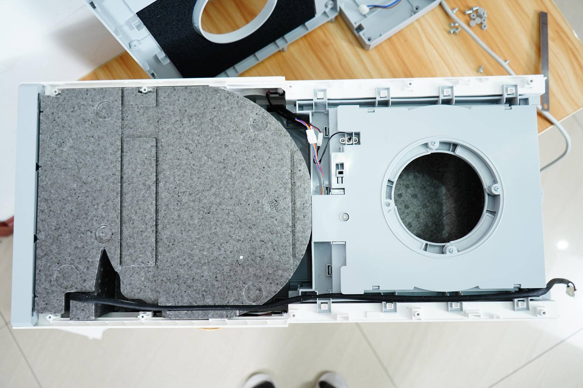 细分产品线还是市场需求——小米A1新风机，我们拆个透彻操作