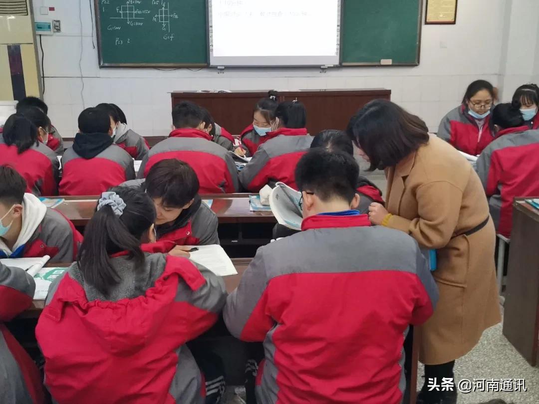 *党**建引领谋振兴知行合一谱新篇:沁阳二中学年成绩单和新学年工作谋划