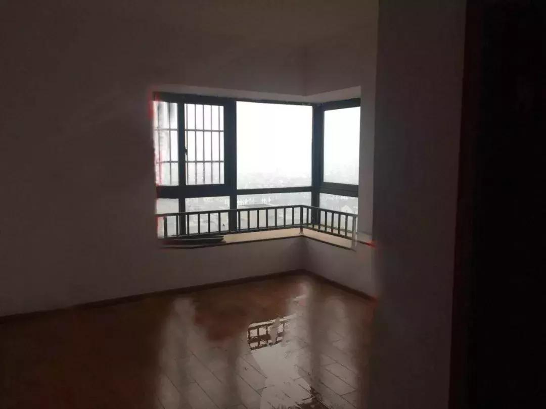 家具不要买太多极简生活,家具都是捡来的