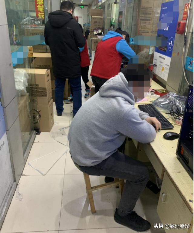 堂弟到我这买电脑,2615成本价还价两千五,我该如何是好?