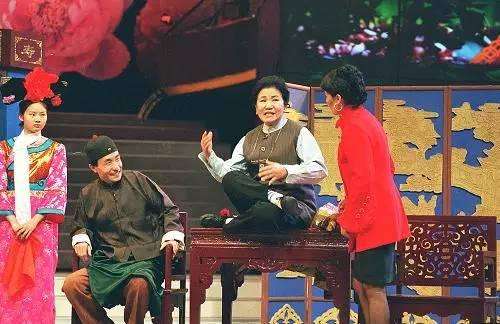 春晚历年小品经典回顾,历年春晚小品回顾节目表