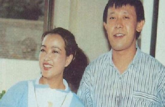 王晓玉刘晓庆交往过程,刘晓庆王晓玉的爱情故事