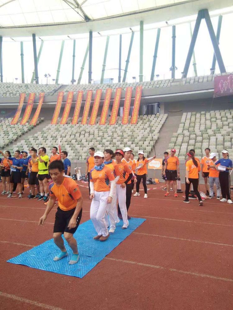 庆八一趣味运动会,庆七一球赛