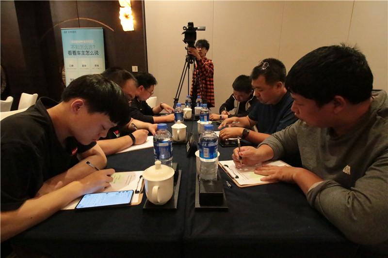 2020现代第七代伊兰特白色,小米社区新品季