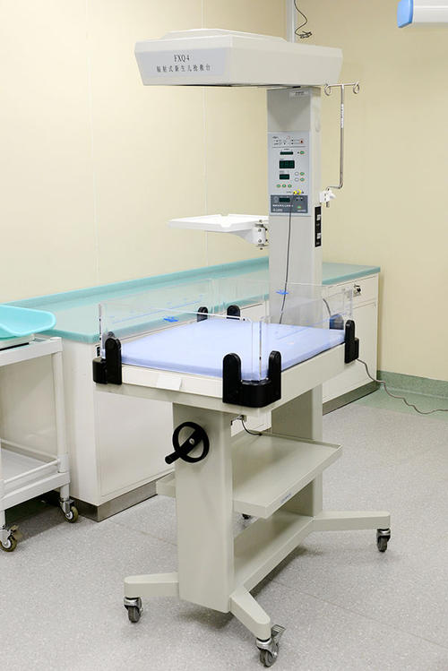 早产儿出生,需要进行新生儿辐射抢救,有多危险?