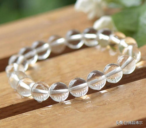 关于天然水晶的各种知识,各色水晶寓意与功效大全