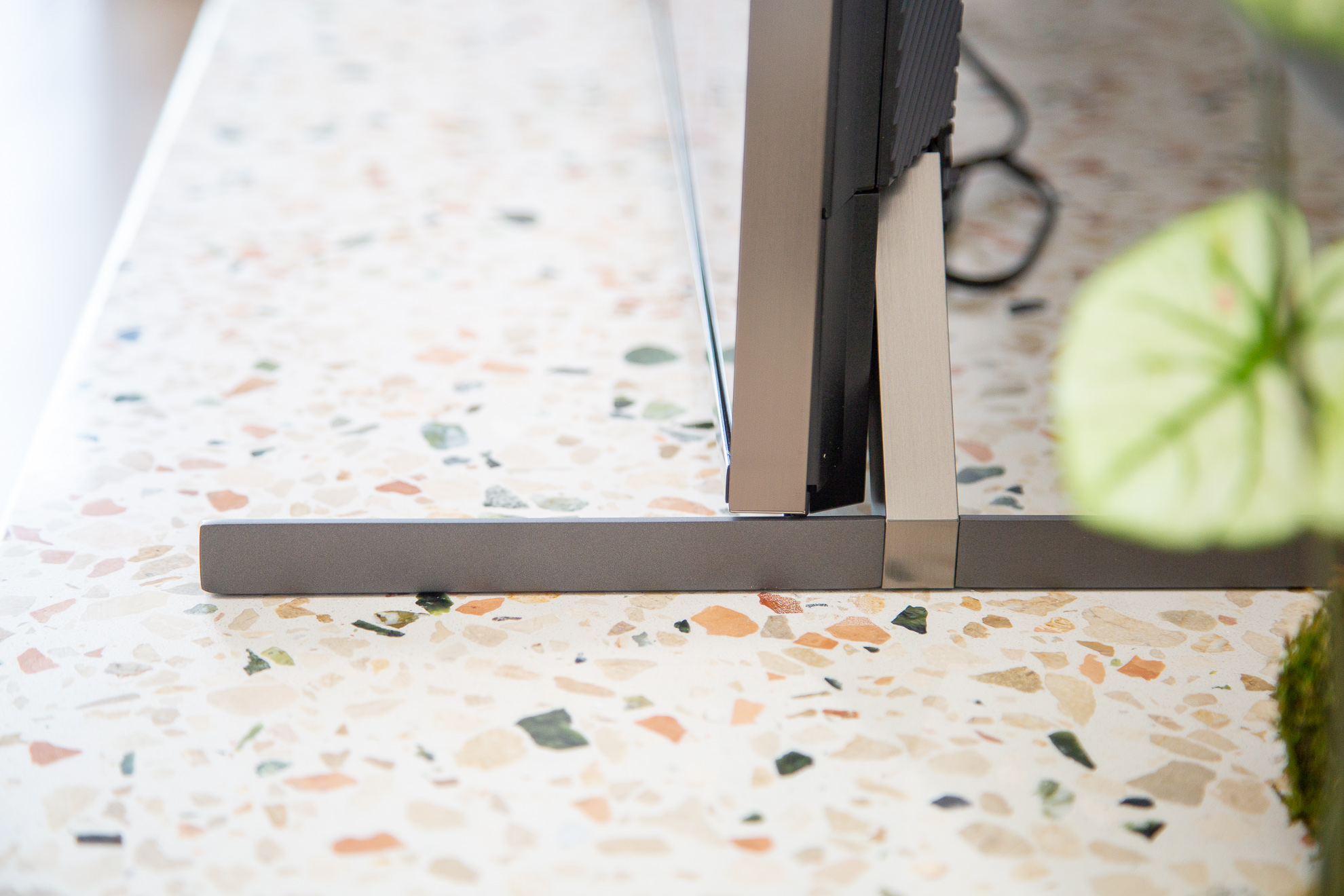 给新家添置的两件电器,索尼x95j电视测评