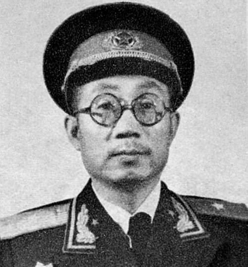 他是*世友许**的政委,21岁当省委副书记,后来授开国少将