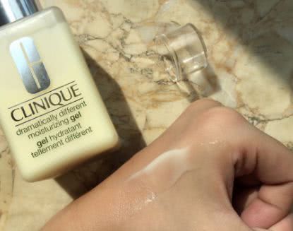 倩碧卓越清爽啫喱黄油乳30ml小样,倩碧卓越润肤乳黄油版测评